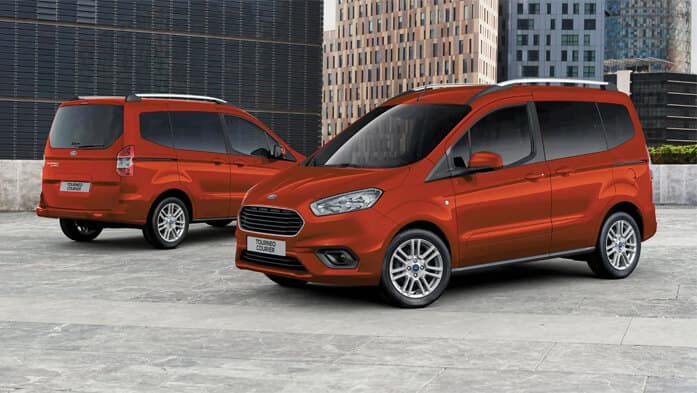 Ford Tourneo Courier Sport rot seite