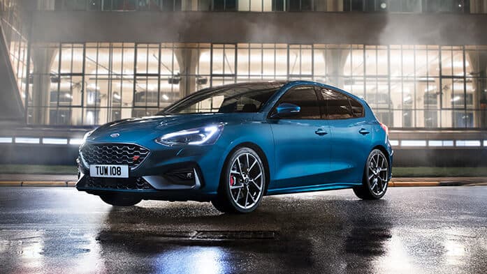Ford Focus ST Seite blau