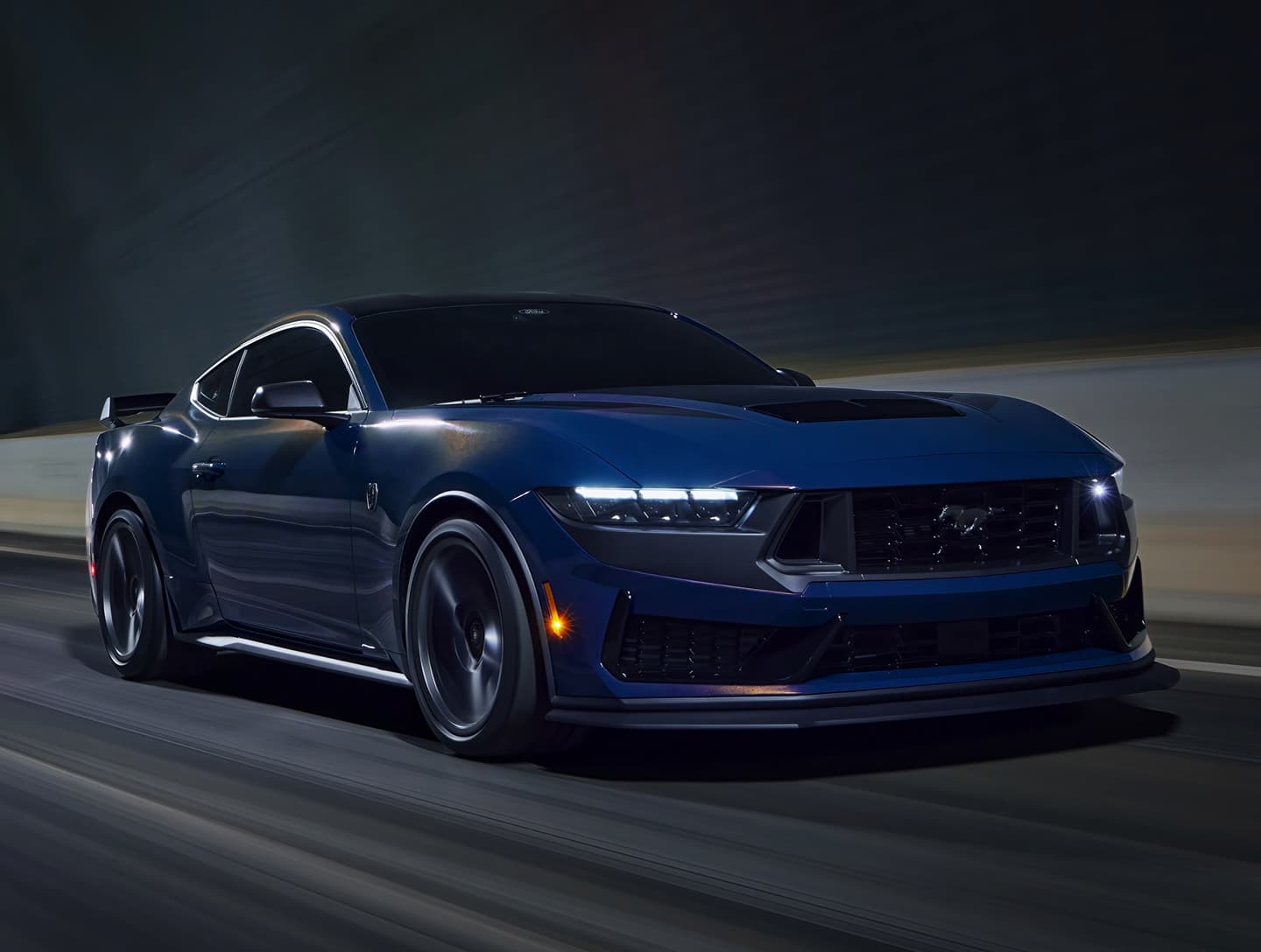 Mustang 2024 Dark Horse