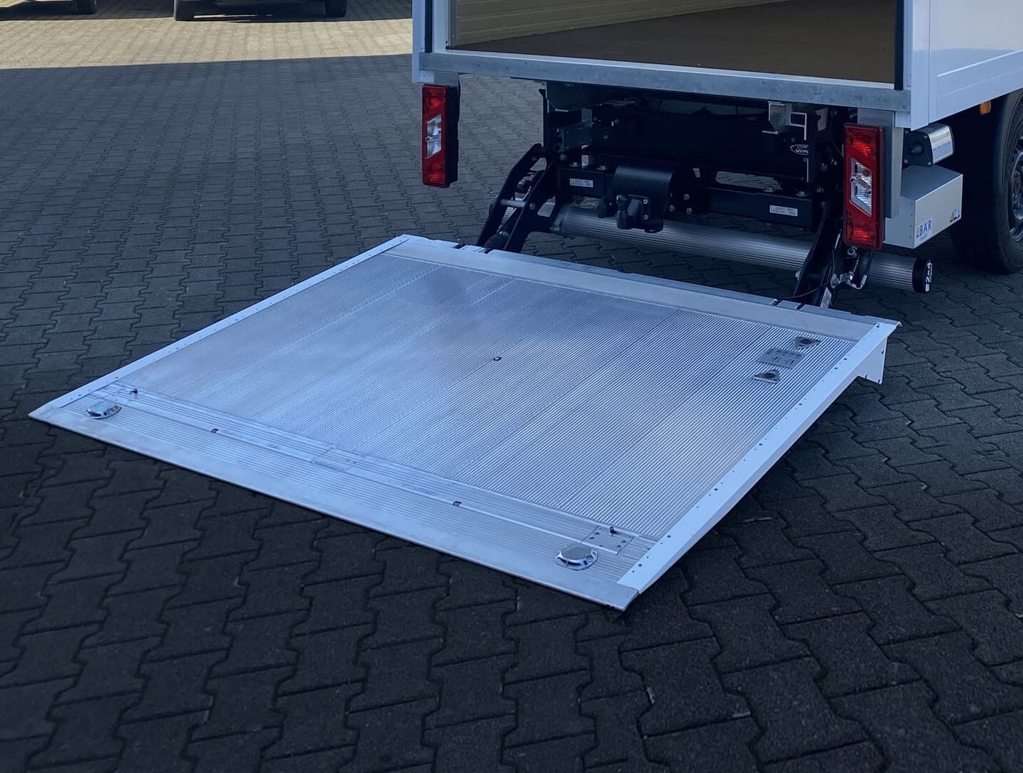 Ford Transit Spezialaufbauten Information Kosten Ausstattung Ford ford-transit-spezialaufbauten-information-kosten-ausstattung-ford